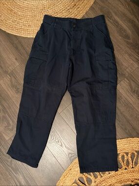 5.11 Tactical Men's Series Style Cargo Pants Size 35.5–39 Inseam Short
